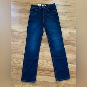 NWT Levi’s 724 straight leg jeans